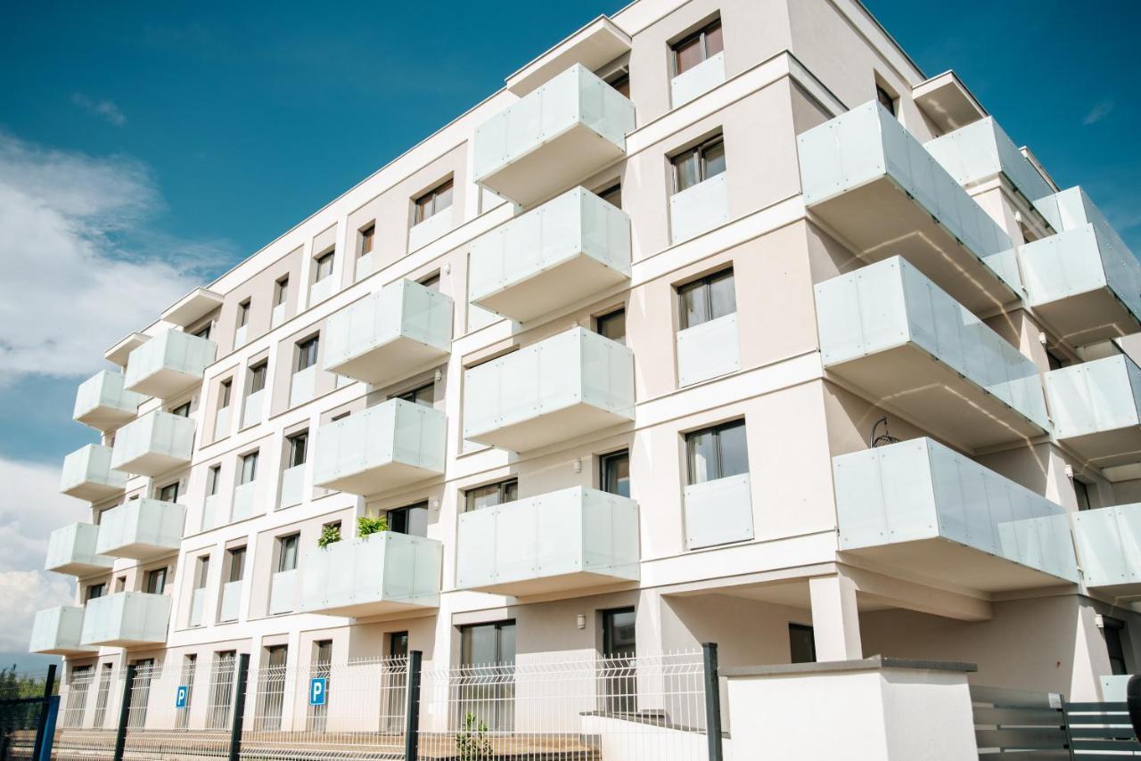 Apartamenty Czestochowa Eu 'Garaz Gratis' Exterior foto